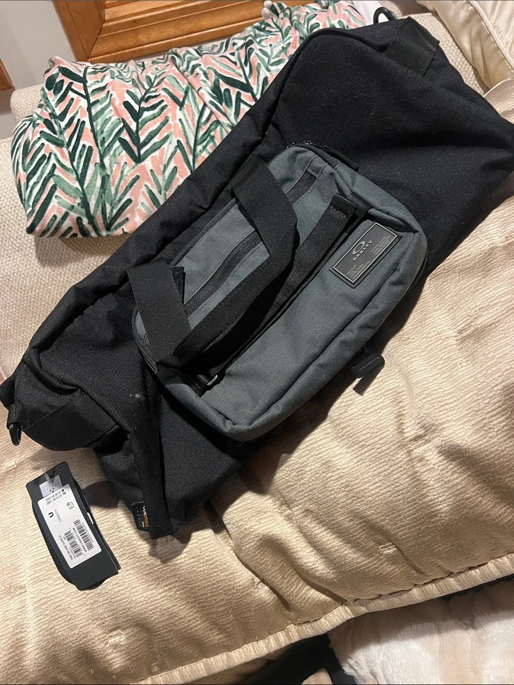 Oakley Black Duffel Bag with Dark Gray Front Pouch